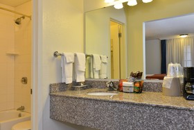 Best Western Swiss Clock Inn