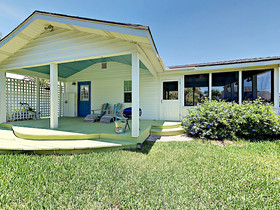 Breezy Cottage by RedAwning
