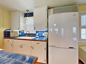 Breezy Cottage by RedAwning