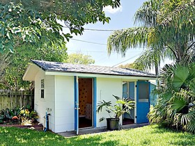 Breezy Cottage by RedAwning