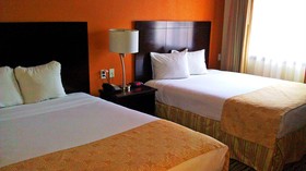 Rodeway Inn & Suites