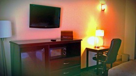 Rodeway Inn & Suites