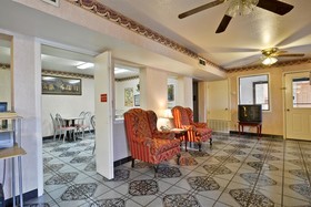 Budget Inn