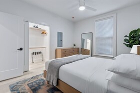 The Continental, powered by Placemakr - Downtown - Market Square