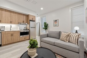 The Continental, powered by Placemakr - Downtown - Market Square