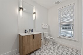 The Continental, powered by Placemakr - Downtown - Market Square
