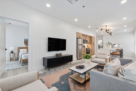 The Continental, powered by Placemakr - Downtown - Market Square