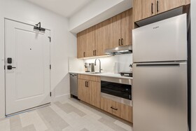The Continental, powered by Placemakr - Downtown - Market Square