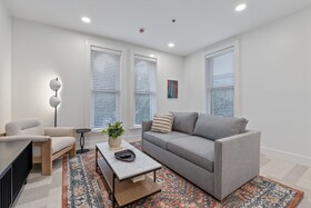 The Continental, powered by Placemakr - Downtown - Market Square