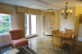 Club Wyndham Riverside Suites