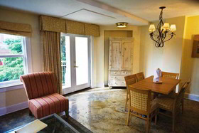 Club Wyndham Riverside Suites