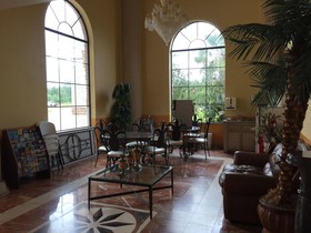 Executive Inn & Suites