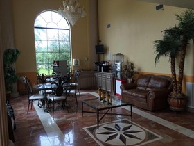 Executive Inn & Suites