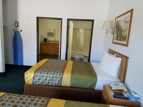 Quality One Motel