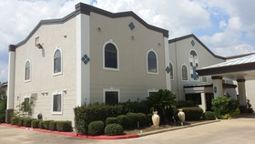 Days Inn & Suites by Wyndham NASA Space Center Houston