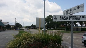 Days Inn & Suites by Wyndham NASA Space Center Houston