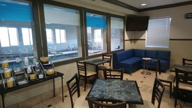 Days Inn & Suites by Wyndham NASA Space Center Houston
