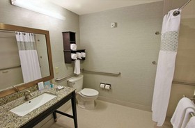 Hampton Inn and Suites Winnie