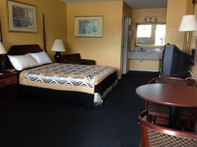 Riverwalk Inn and Suites