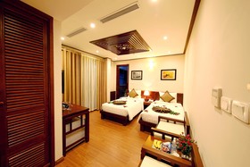 Hanoi Nostalgia Hotel