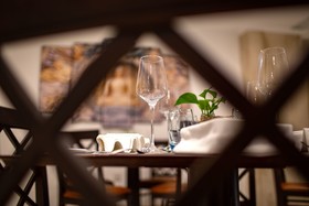 May De Ville Legend Hotel & Spa