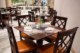 May De Ville Legend Hotel & Spa