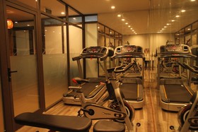 May De Ville Legend Hotel & Spa