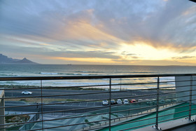 Blaauwberg Beach Hotel
