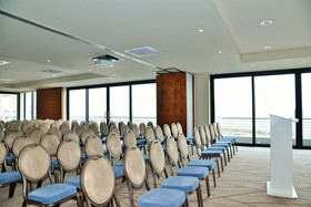 Blaauwberg Beach Hotel