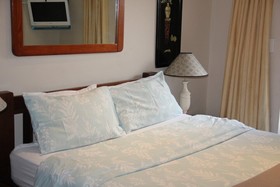Forty 8 Backpackers Hotel