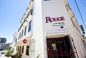 Rouge on Rose