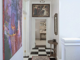 The Glam Guesthouse