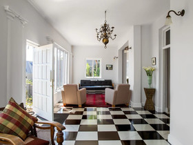 The Glam Guesthouse
