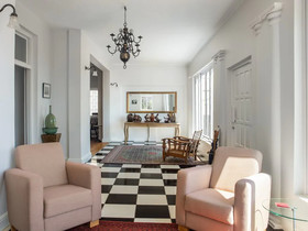 The Glam Guesthouse