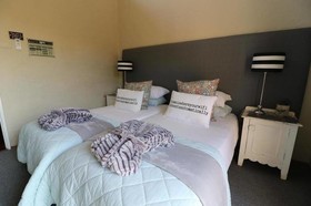 Ama Zulu Guesthouse and Safaris