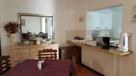 Aquarius Bed & Breakfast