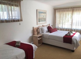 Aquarius Bed & Breakfast