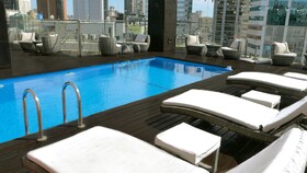 725 Continental Hotel