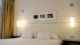 725 Continental Hotel