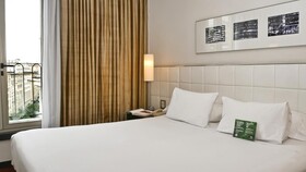725 Continental Hotel