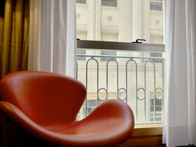 725 Continental Hotel