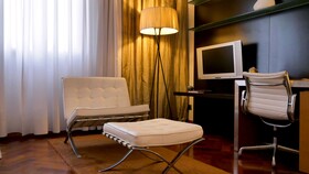 725 Continental Hotel