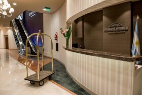 Howard Johnson Plaza by Wyndham Buenos Aires Florida Street