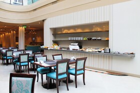 Howard Johnson Plaza by Wyndham Buenos Aires Florida Street
