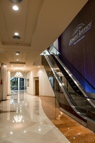 Howard Johnson Plaza by Wyndham Buenos Aires Florida Street