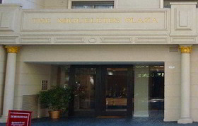 Migueletes Plaza Suites