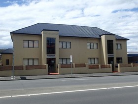 Hobart Lodge