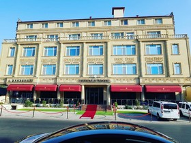 Supreme Hotel Baku