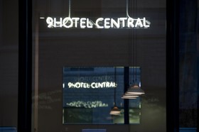 9Hotel Central