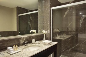 Windsor California Hotel